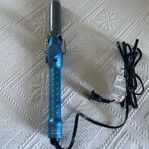 BaBylissPRO Nano Titanium Spring Curling Iron